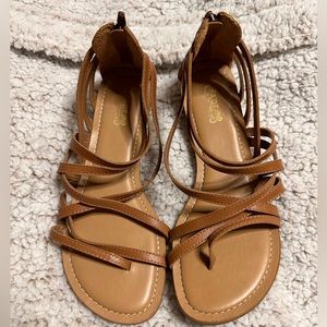 Carlos Brown Strappy flat sandals size 7